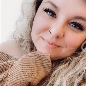 Meet your Posher, Kendra